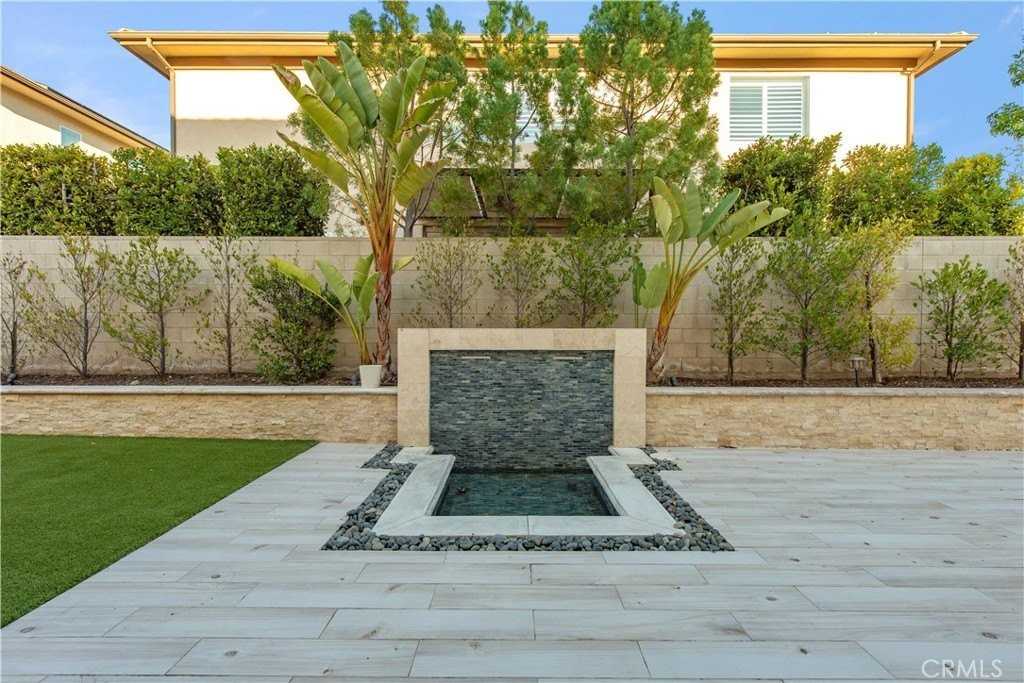 73 Einstein - Photo 6 of 46