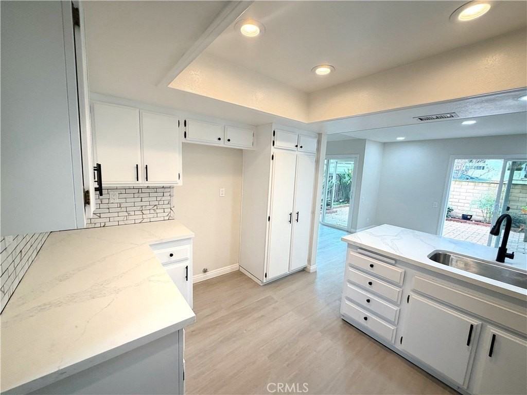 26005 Andrea Ct - Photo 6 of 39