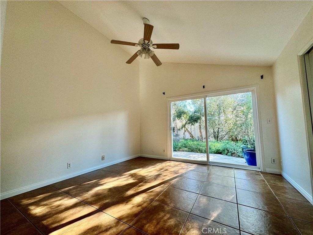 3672 Haverford St - Photo 5 of 18