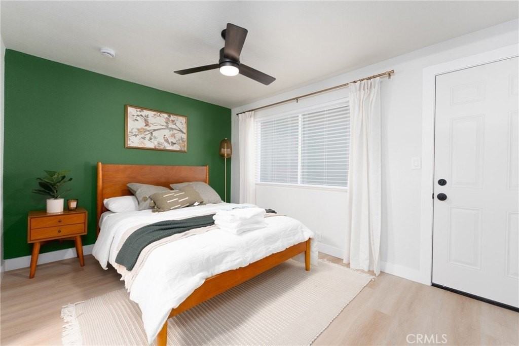 1043 E Palmyra Ave #2 - Photo 6 of 11