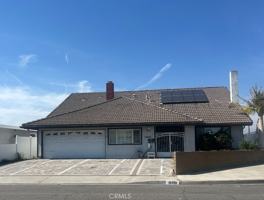 featured image of 10485 La Sombra Ave #B