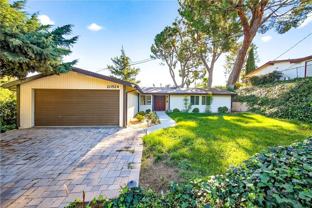 20524 Rhoda St - Photo 1 of 1