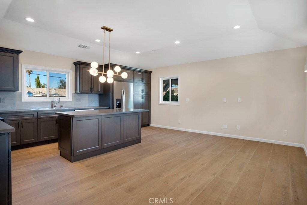 7635 Fallbrook Ave - Photo 5 of 50