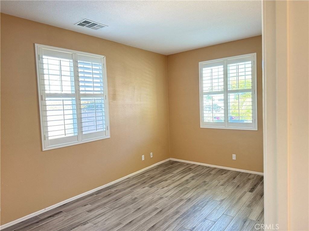 28597 Pensthorpe Cir - Photo 3 of 19