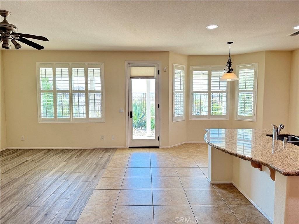 28597 Pensthorpe Cir - Photo 6 of 19