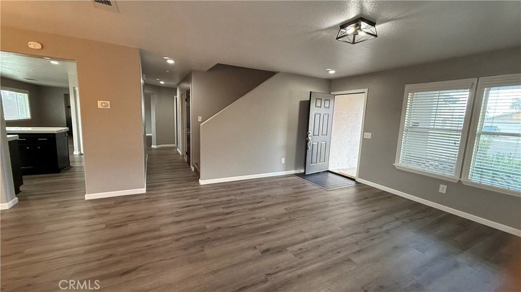 29266 Granite Ridge Ct - Photo 6 of 41