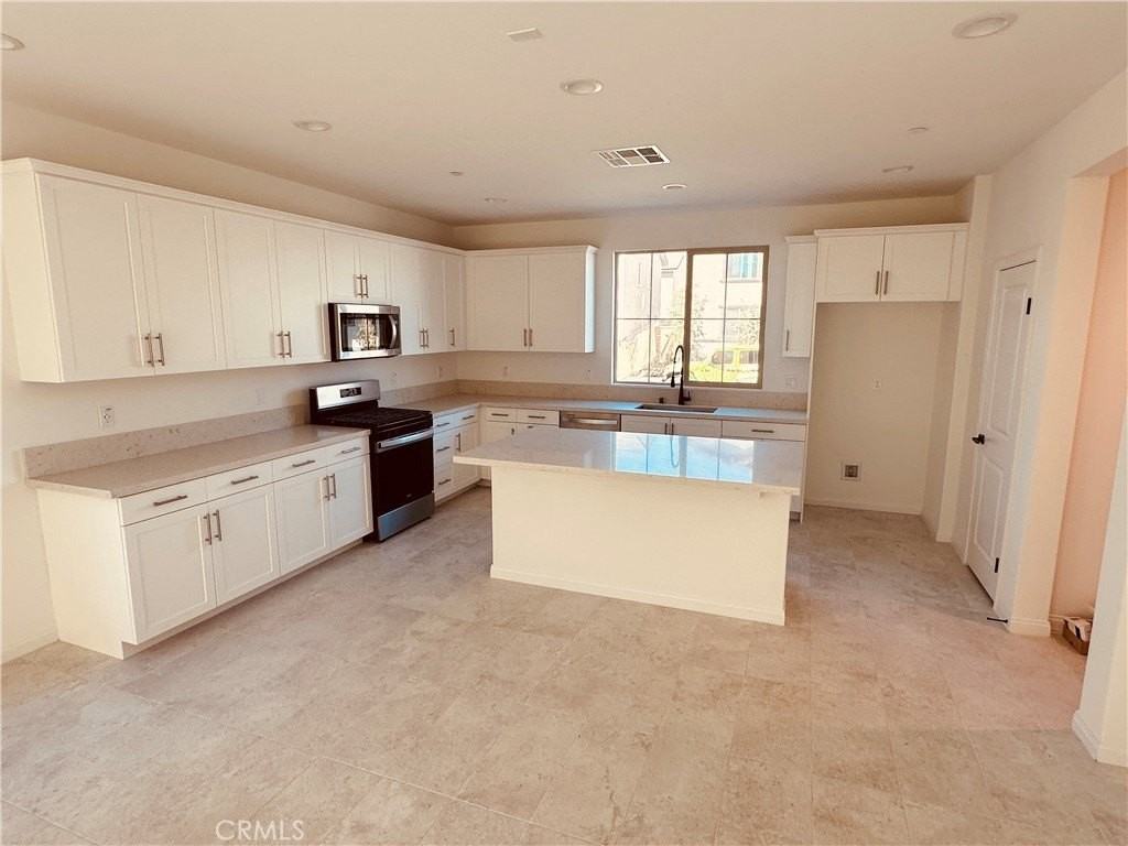 4233 S Malagon Privado