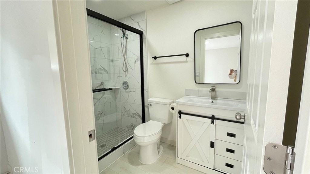 2539 Saleroso Dr - Photo 7 of 9