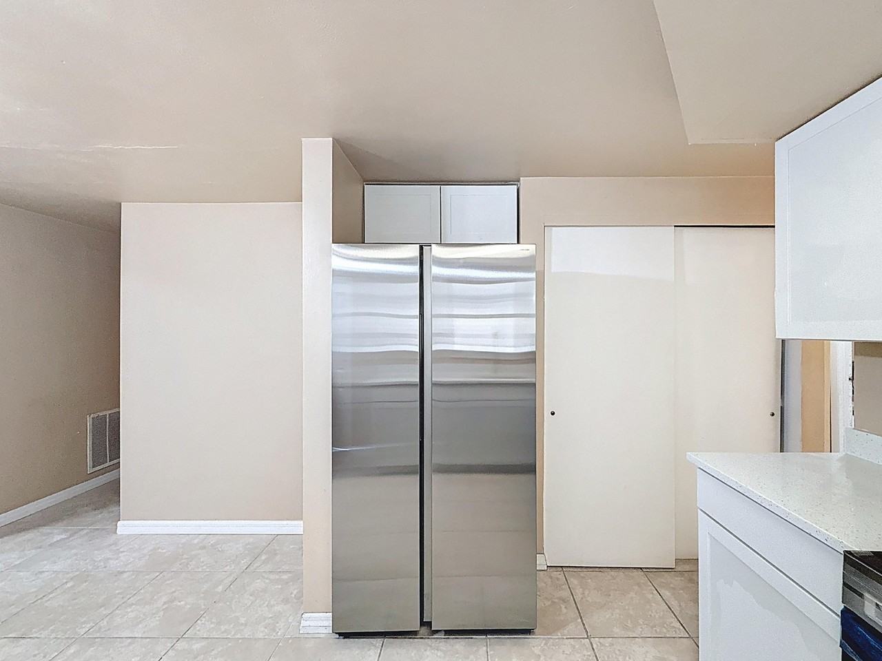 Brompton Dr - Photo 3 of 35