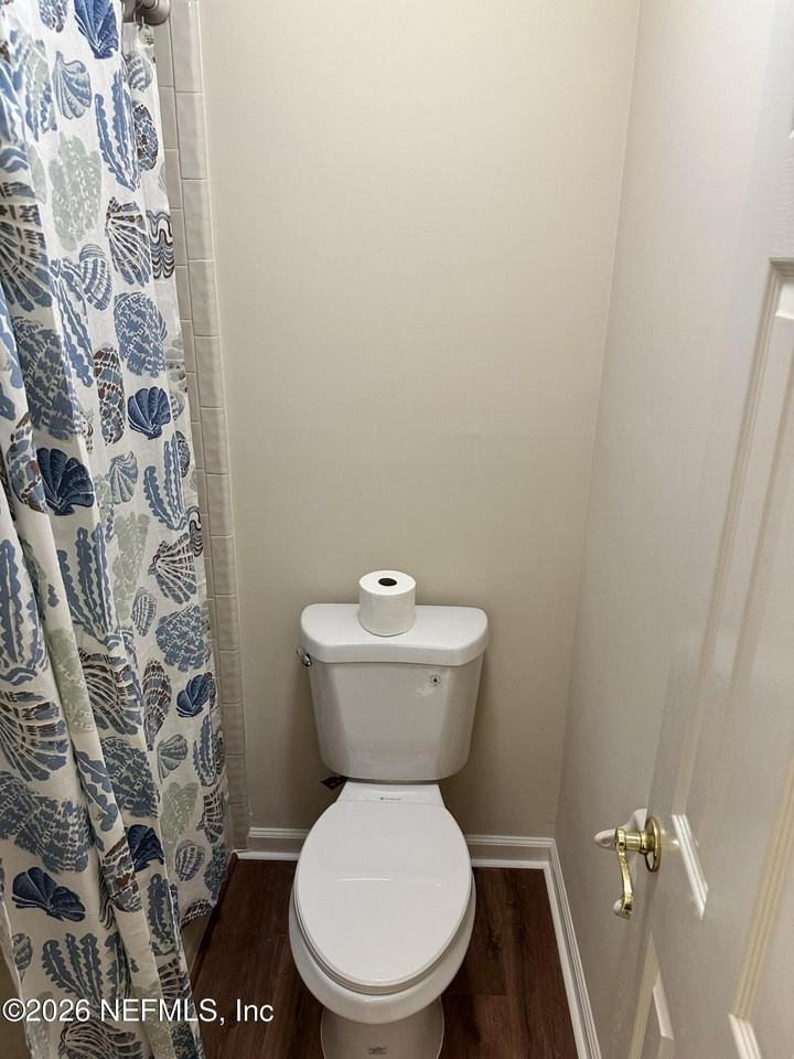 3616 Magnolia Point Blvd - Photo 6 of 11