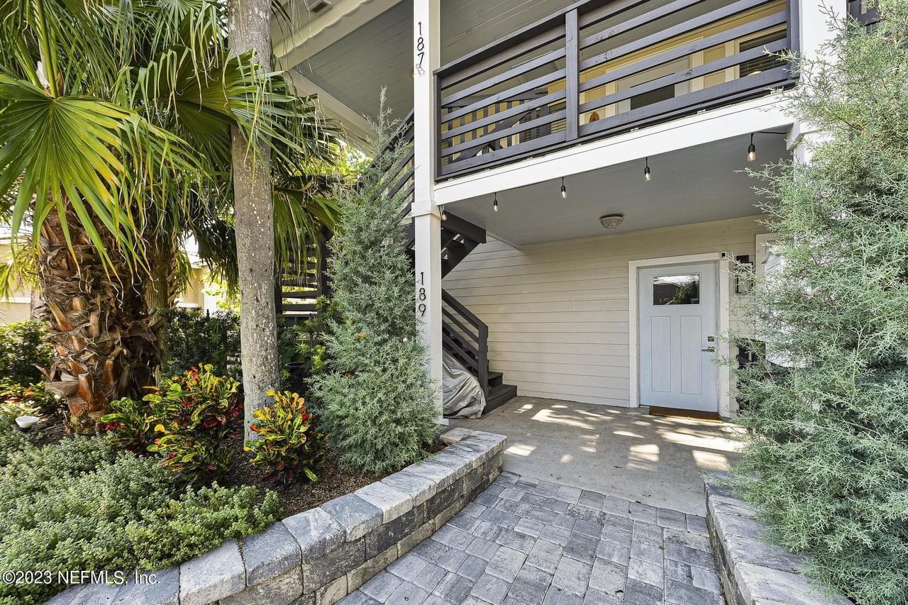 187 19th Ave N - Photo 4 of 27