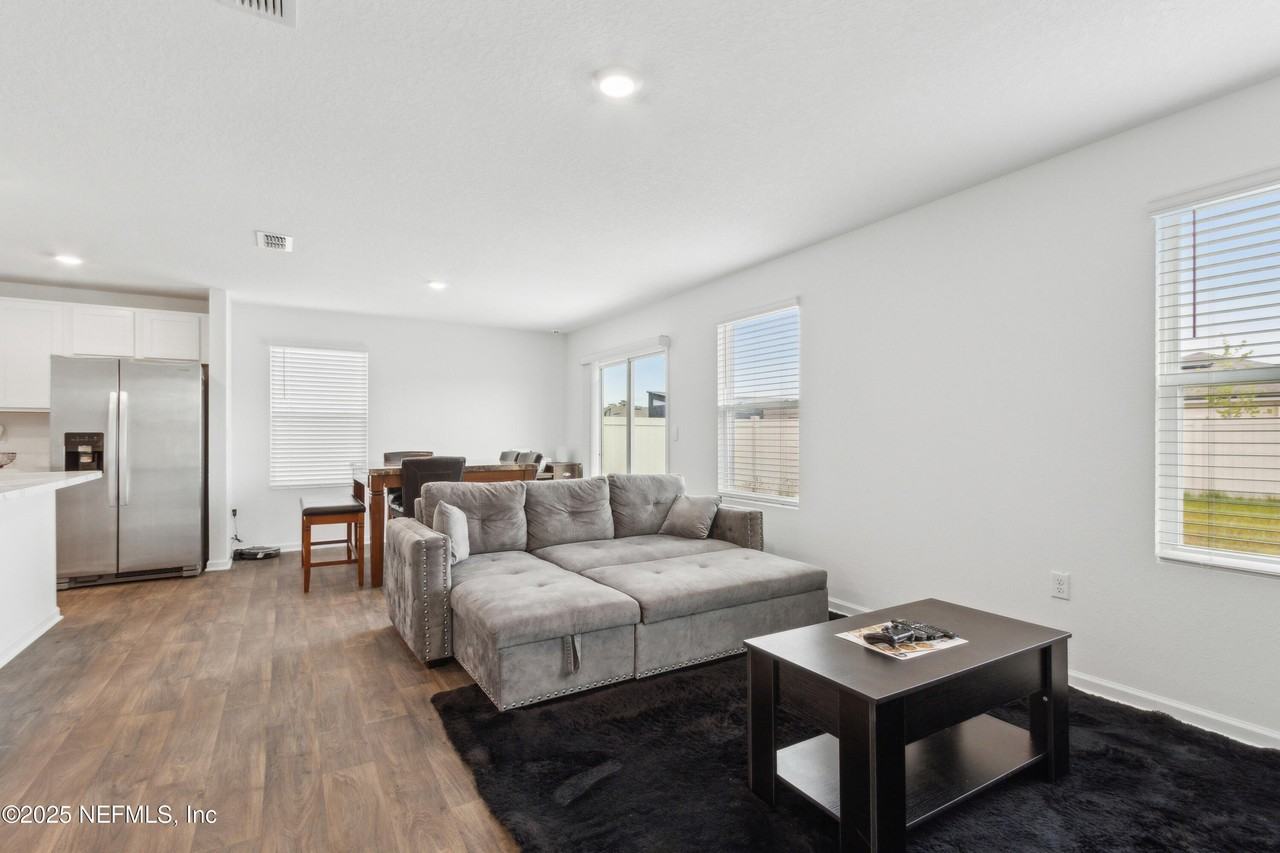 12647 European Beech Rd - Photo 5 of 28