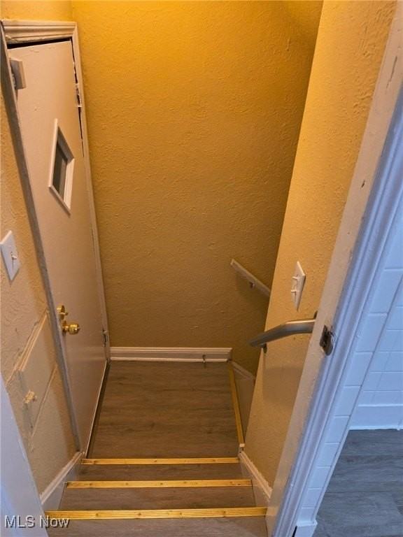 5202 Henry St - Photo 2 of 15