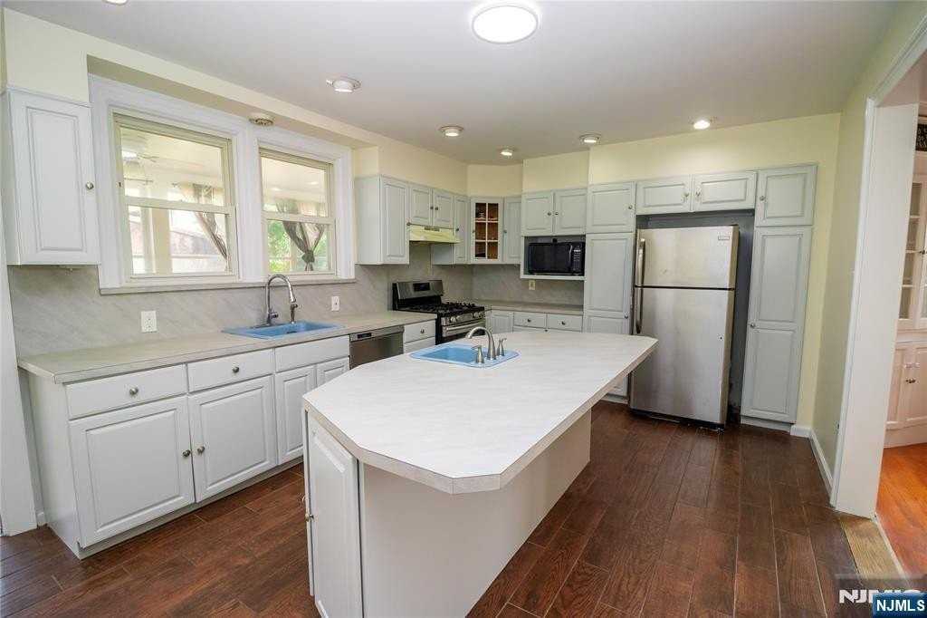 29 13th Ave - Photo 6 of 16