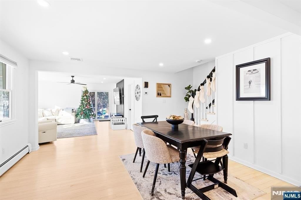 71 Madison St - Photo 4 of 16