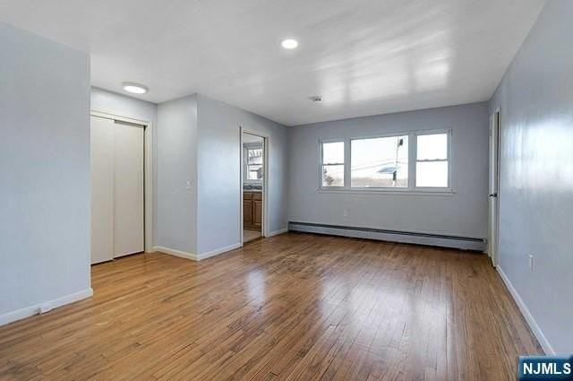 172 Fort Lee Road 1S - Photo 5 of 9