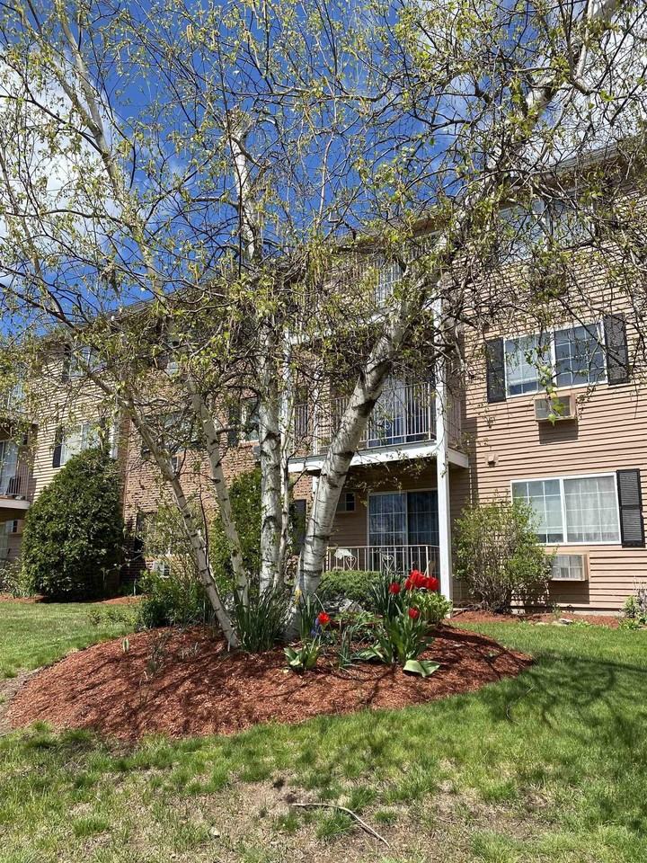 383 Huse Rd #36 - Photo 4 of 37