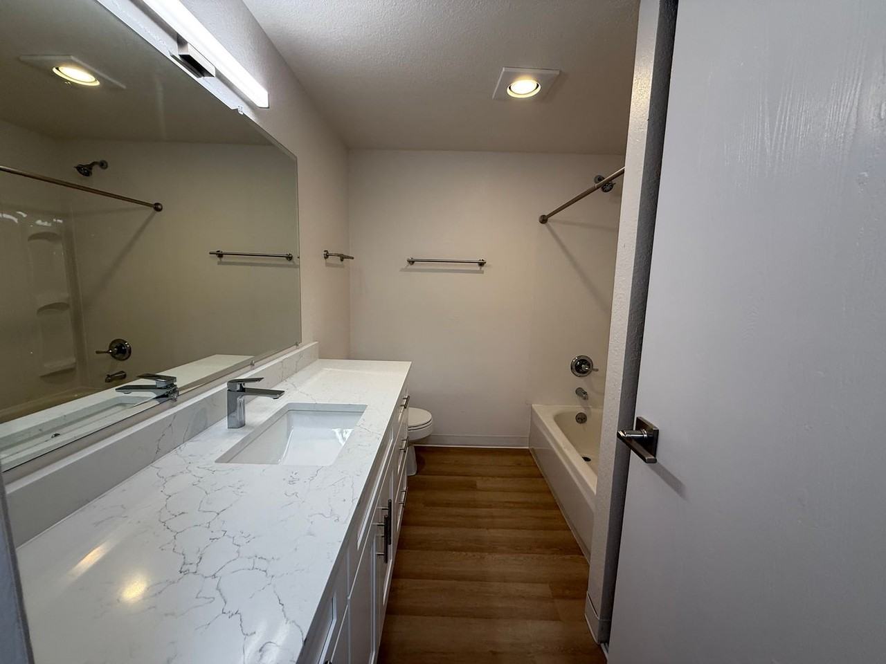 Lawton Park Villas - Photo 4 of 12