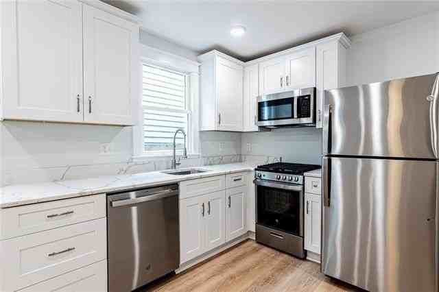 2414 N Rampart St - Photo 6 of 11