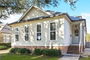 featured image of 921 French St