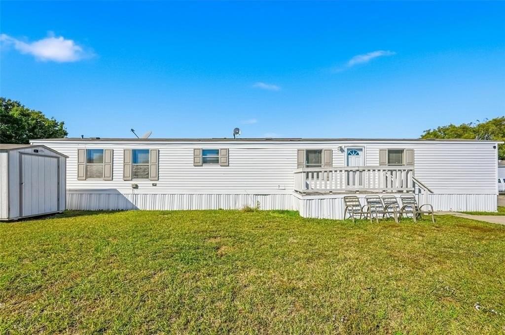 607 Keats Rd - Photo 3 of 27