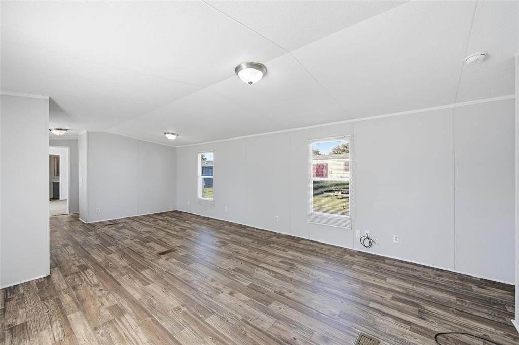 607 Keats Rd - Photo 6 of 27