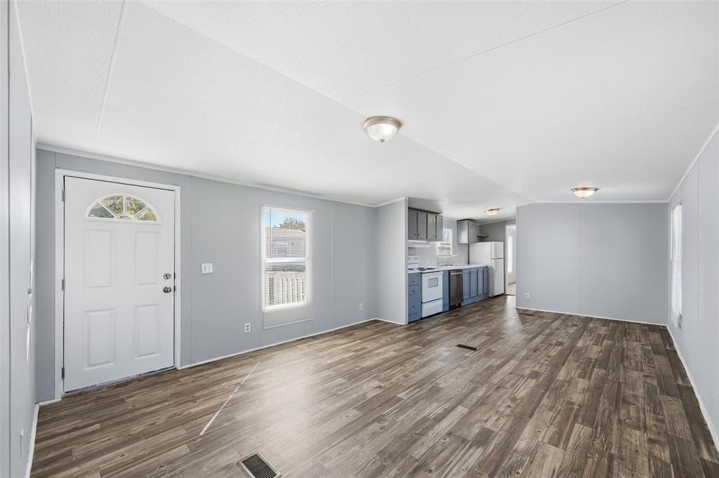 607 Keats Rd - Photo 7 of 27