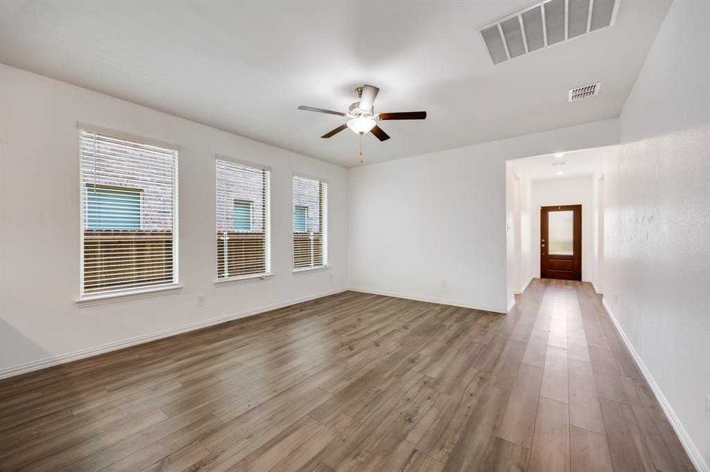 2926 S Griffin Ln - Photo 6 of 23