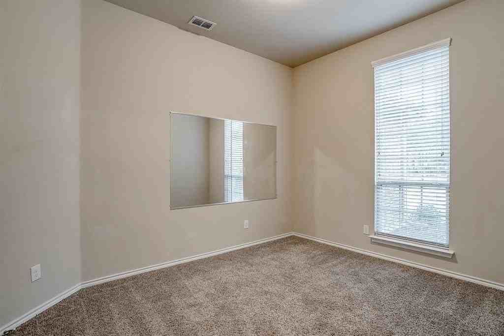 45 Auburn Dr - Photo 6 of 27