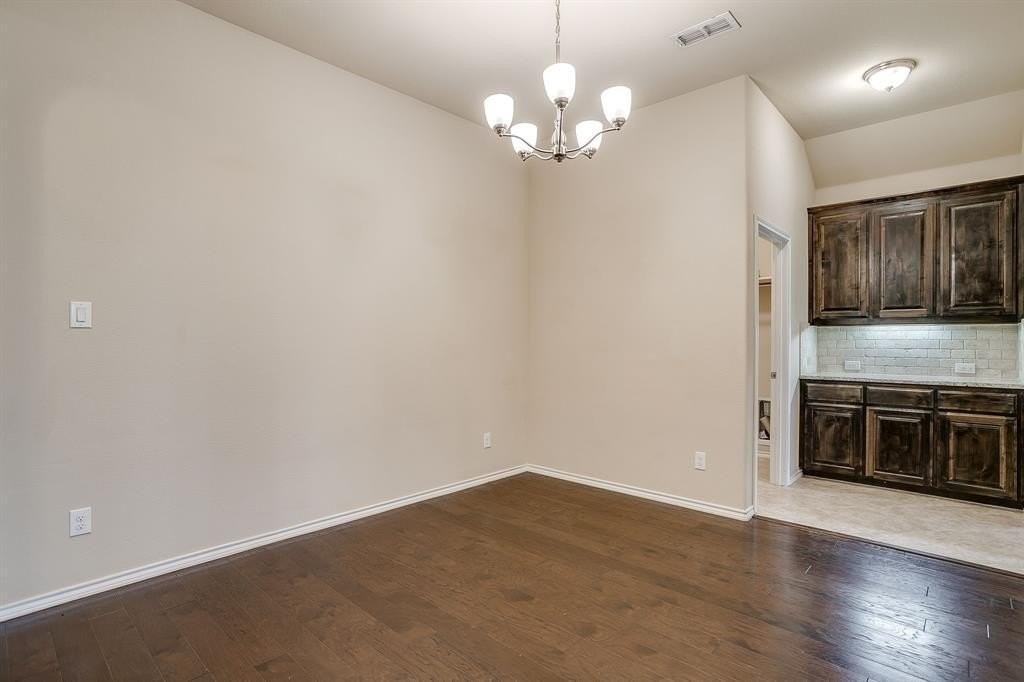 45 Auburn Dr - Photo 7 of 27