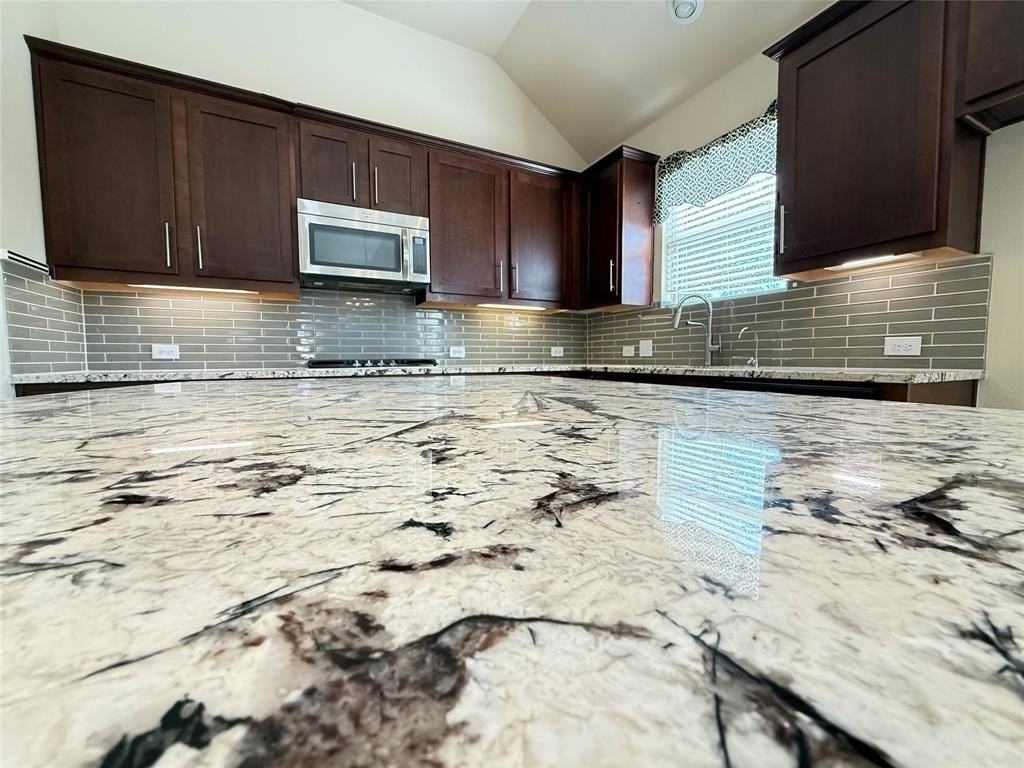 13019 Lanier Dr - Photo 7 of 38