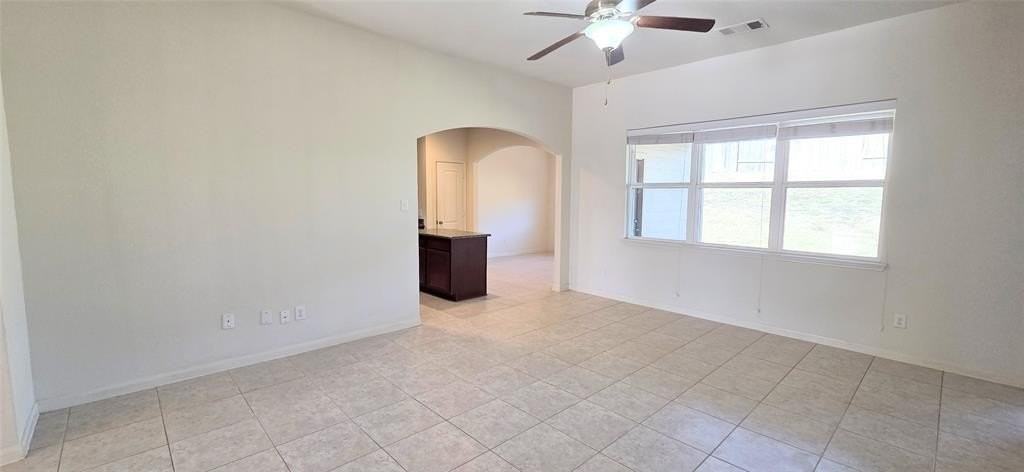 2118 Sable Wood Dr - Photo 4 of 19