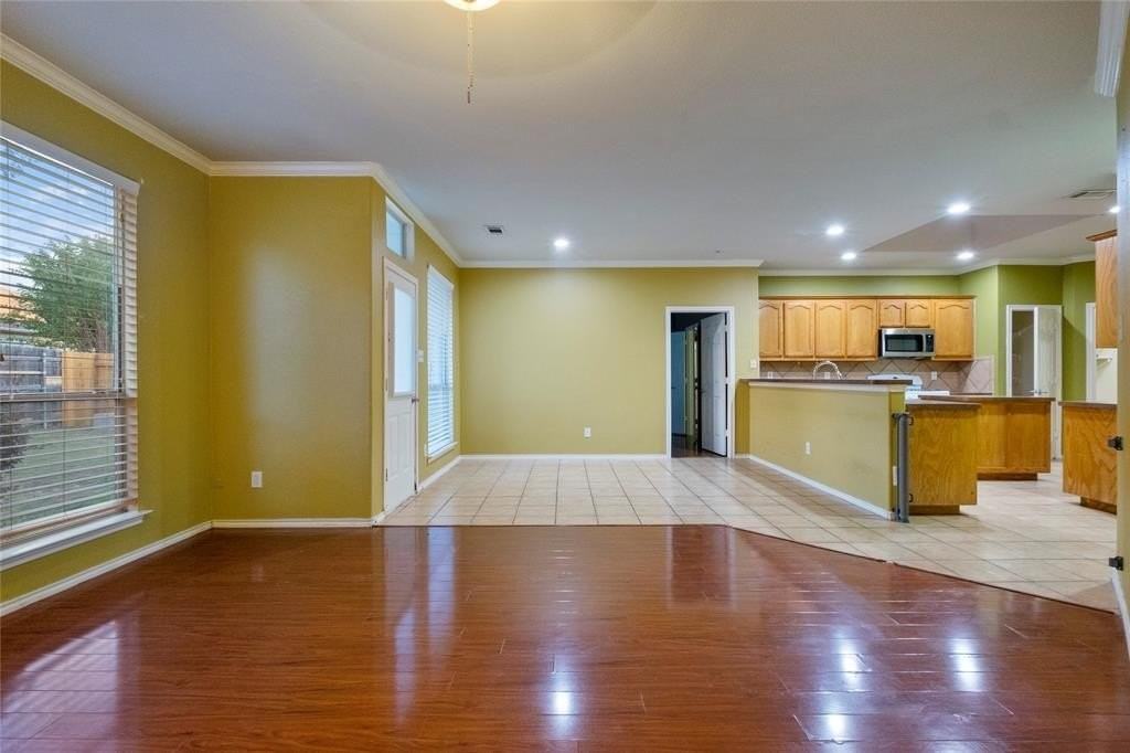 6208 Claire Dr - Photo 7 of 25