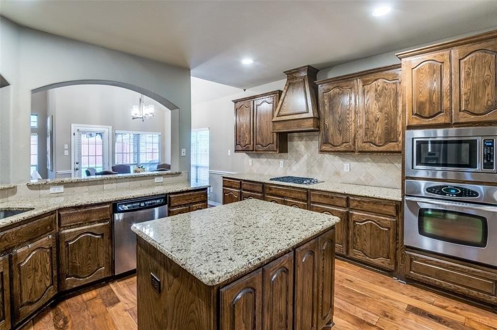 3032 Larreta - Photo 6 of 24