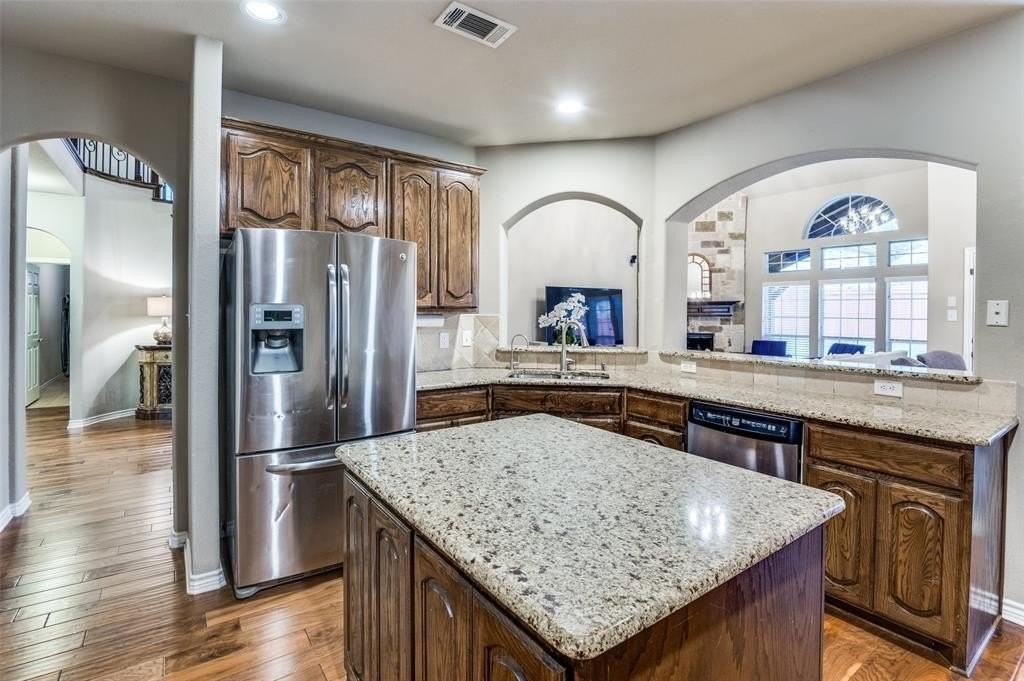 3032 Larreta - Photo 7 of 24