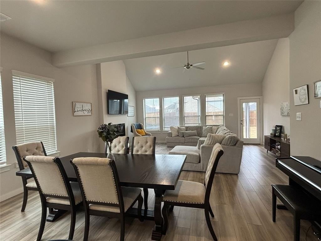 2029 Dovedale Dr - Photo 4 of 18