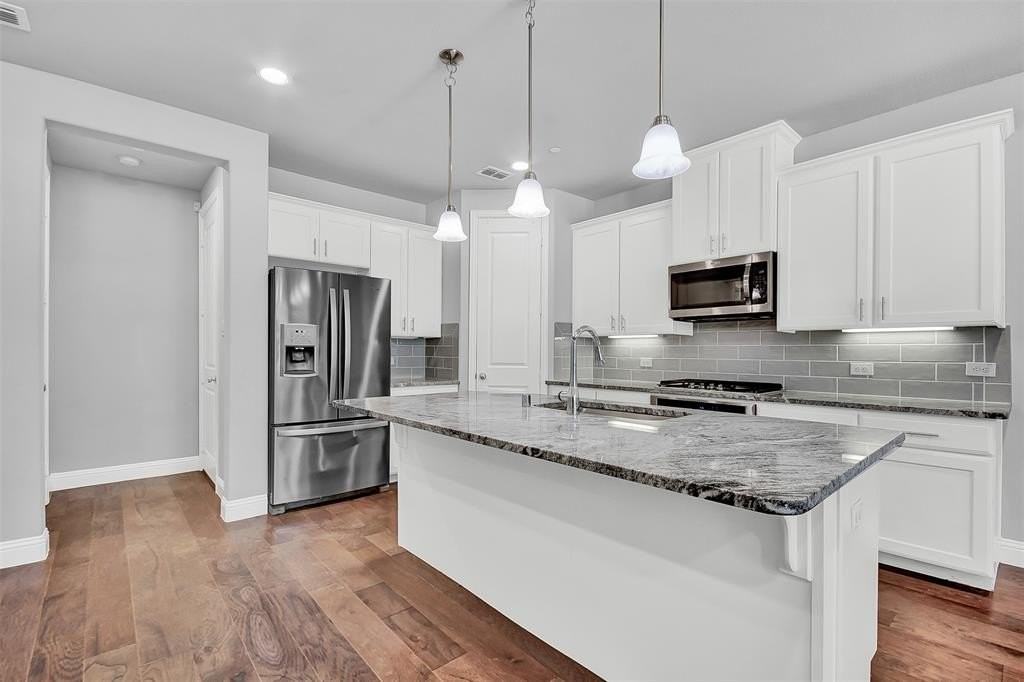 3632 Harebell Dr - Photo 7 of 28