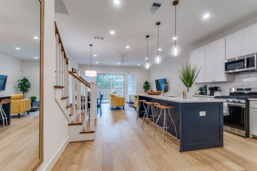 1007 Mount Auburn Ave - Photo 3 of 17