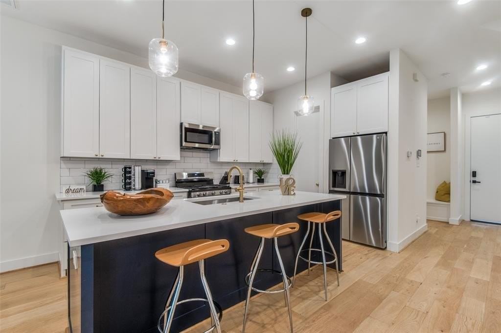 1007 Mount Auburn Ave - Photo 4 of 17