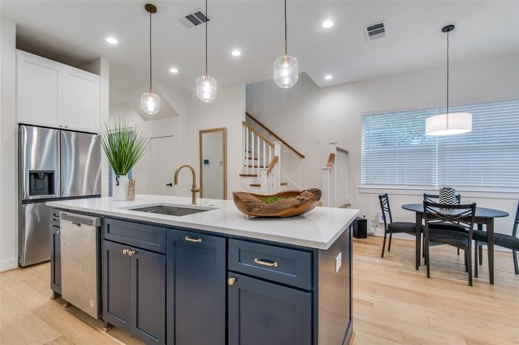 1007 Mount Auburn Ave - Photo 6 of 17