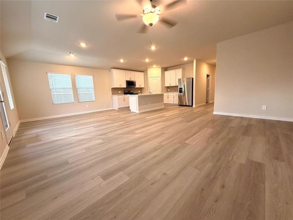 609 Tidal Dr - Photo 3 of 24