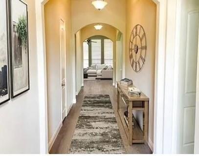 1012 Canyon Oak Dr - Photo 3 of 11