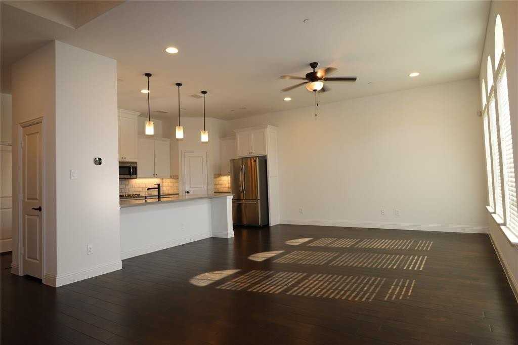 2401C Cort Dr #C - Photo 5 of 21