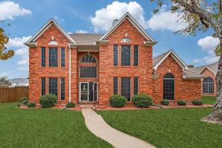 7220 Hillview Dr - Photo 1 of 1