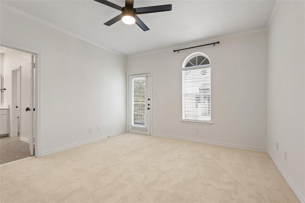 6015 Oram St #D - Photo 7 of 17