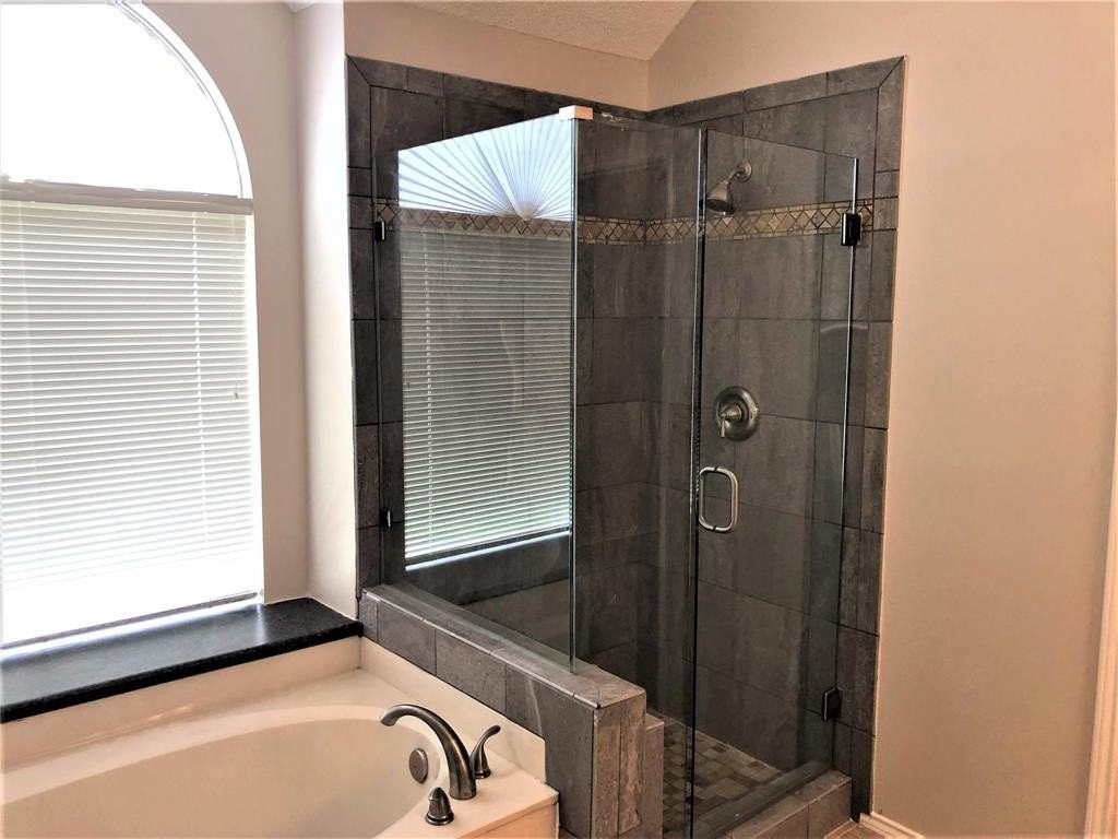 3004 Black Walnut Dr - Photo 4 of 9