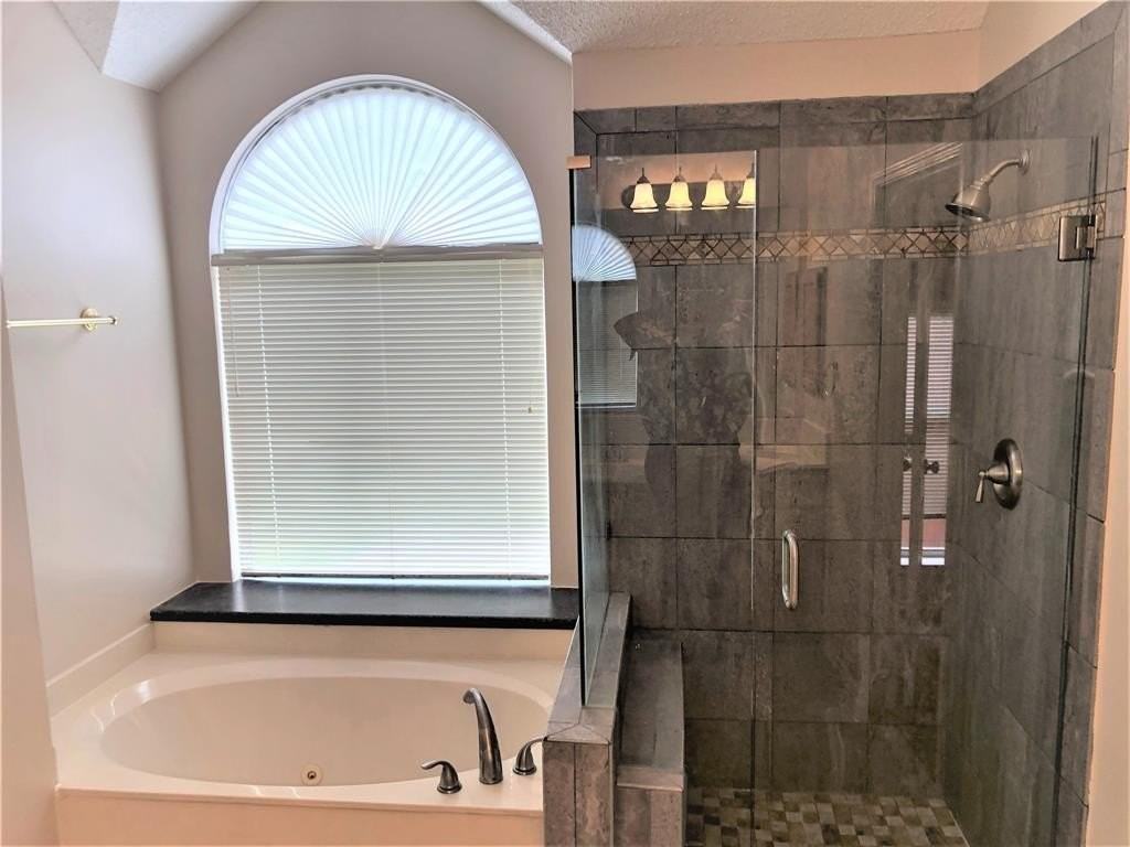 3004 Black Walnut Dr - Photo 5 of 9