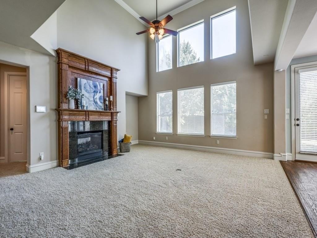 832 Hidden Springs Ct - Photo 5 of 36