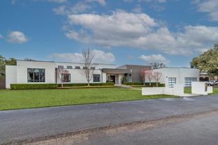 4529 Royal Ln - Photo 1 of 1