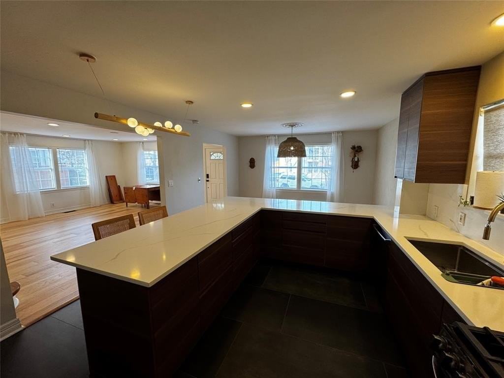 1112 Kings Hwy - Photo 7 of 33